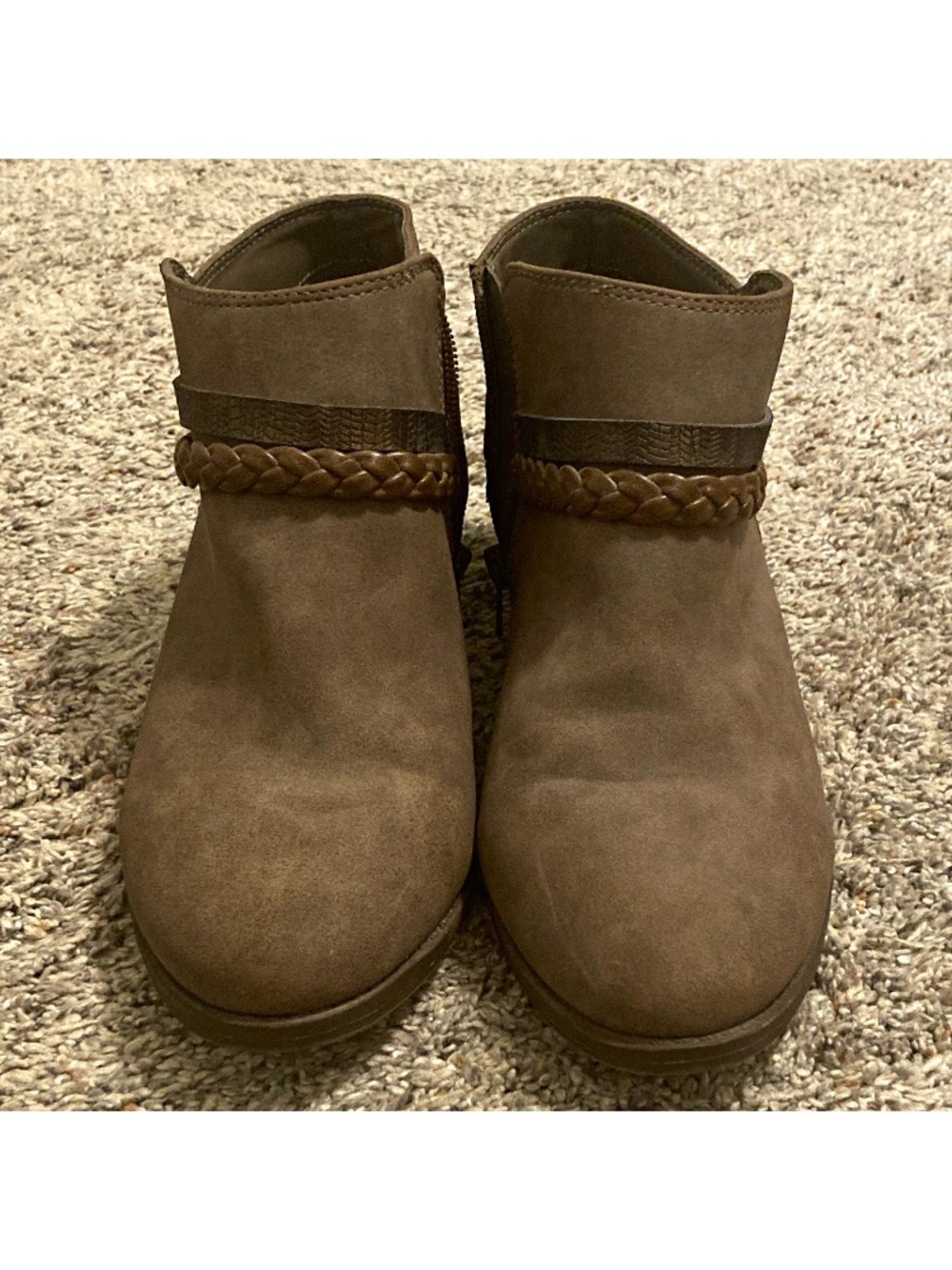 Nine West Brown Ankle Bootie Round Toe Faux Leather Zip Braided Block Heel Sz 5